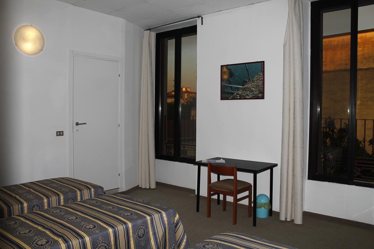 Hotel Luisa Milão Quarto foto