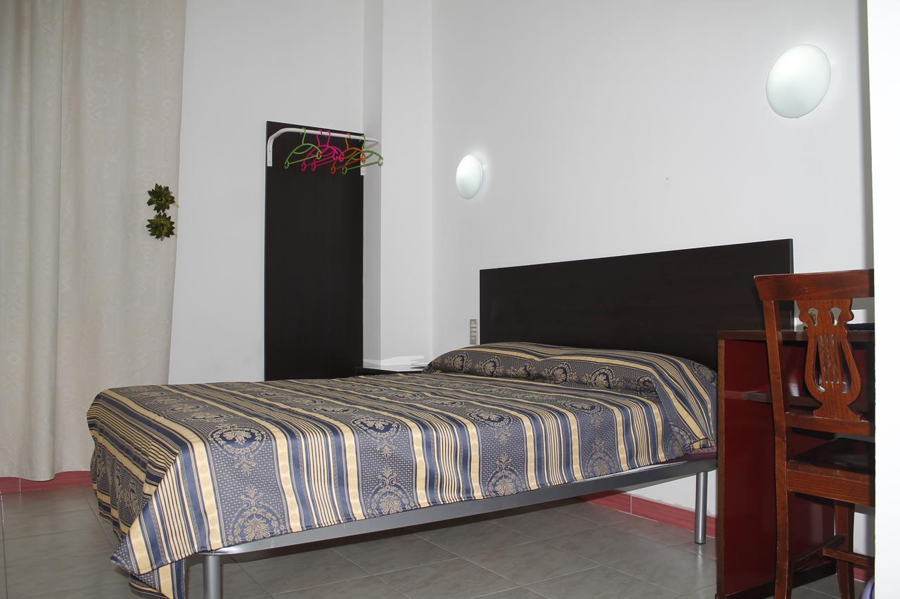 Hotel Luisa Milão Quarto foto
